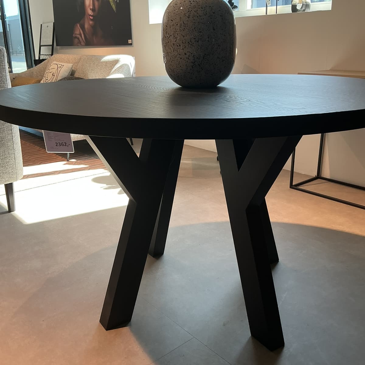 Showroommodel eettafel Head  - 2