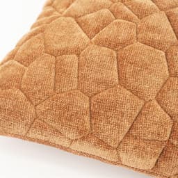 Sierkussen Stitch - Mocha Mousse - 2