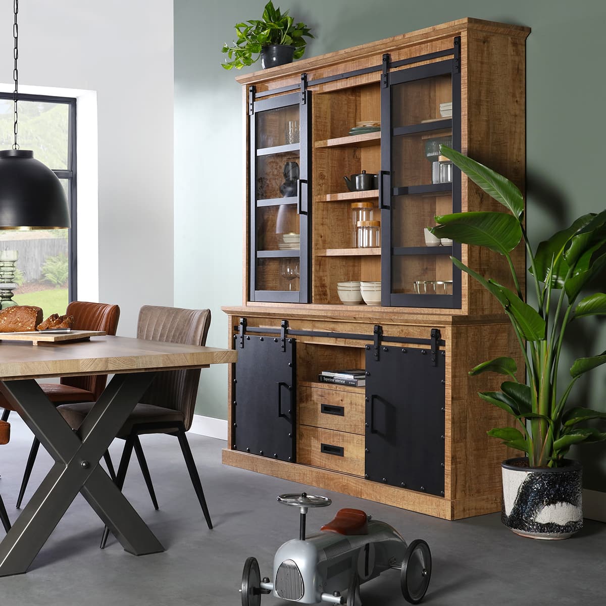 Buffetkast Ibiza - 1