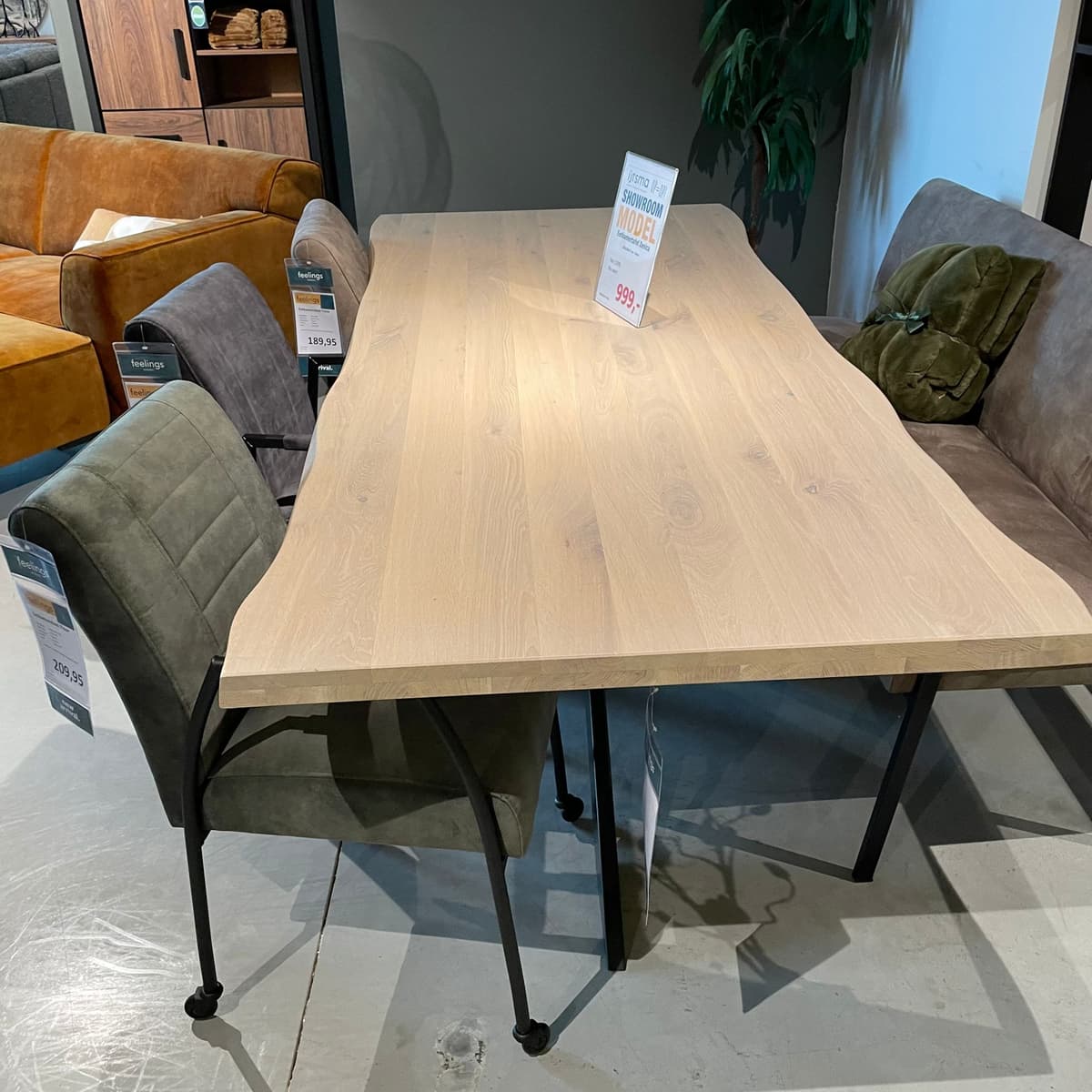 Showroommodel Eetkamertafel Zenica - 1